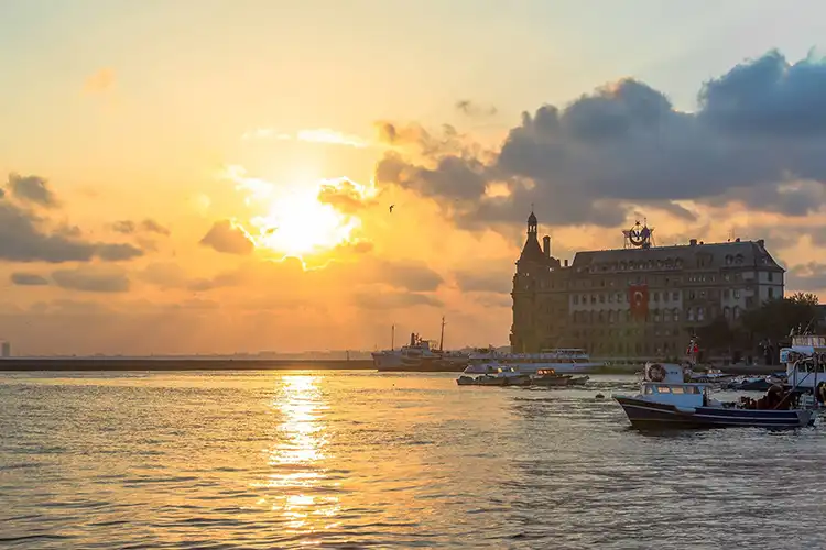 Learn about the best tourist area of Kadikoy Istanbul