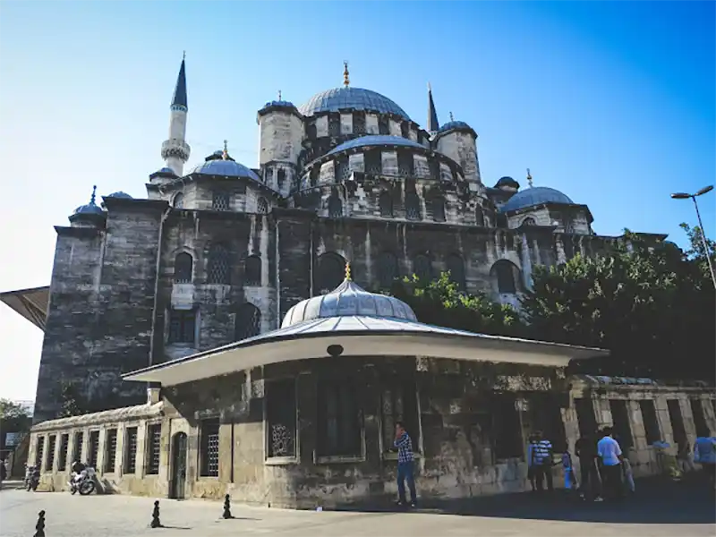 Район Эсенлер в Стамбуле, познакомьтесь с ним и его замечательными особенностями