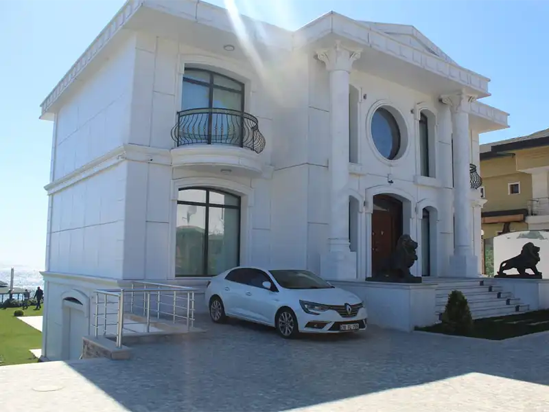 Villas for sale in Istanbul by the sea are cheap in installments