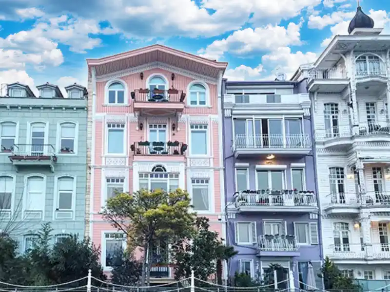 منطقة بيبيك في اسطنبول تعرف على بيبك الشهيرة