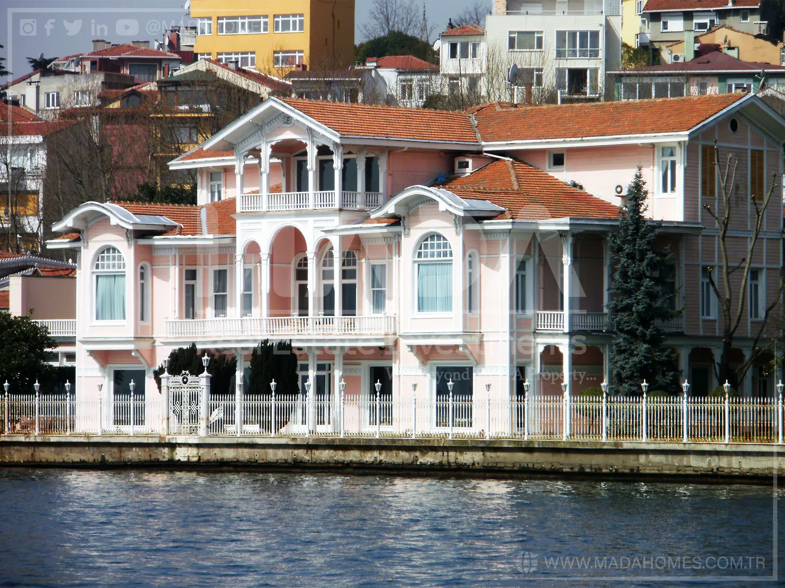 Дворцы на продажу в Стамбуле