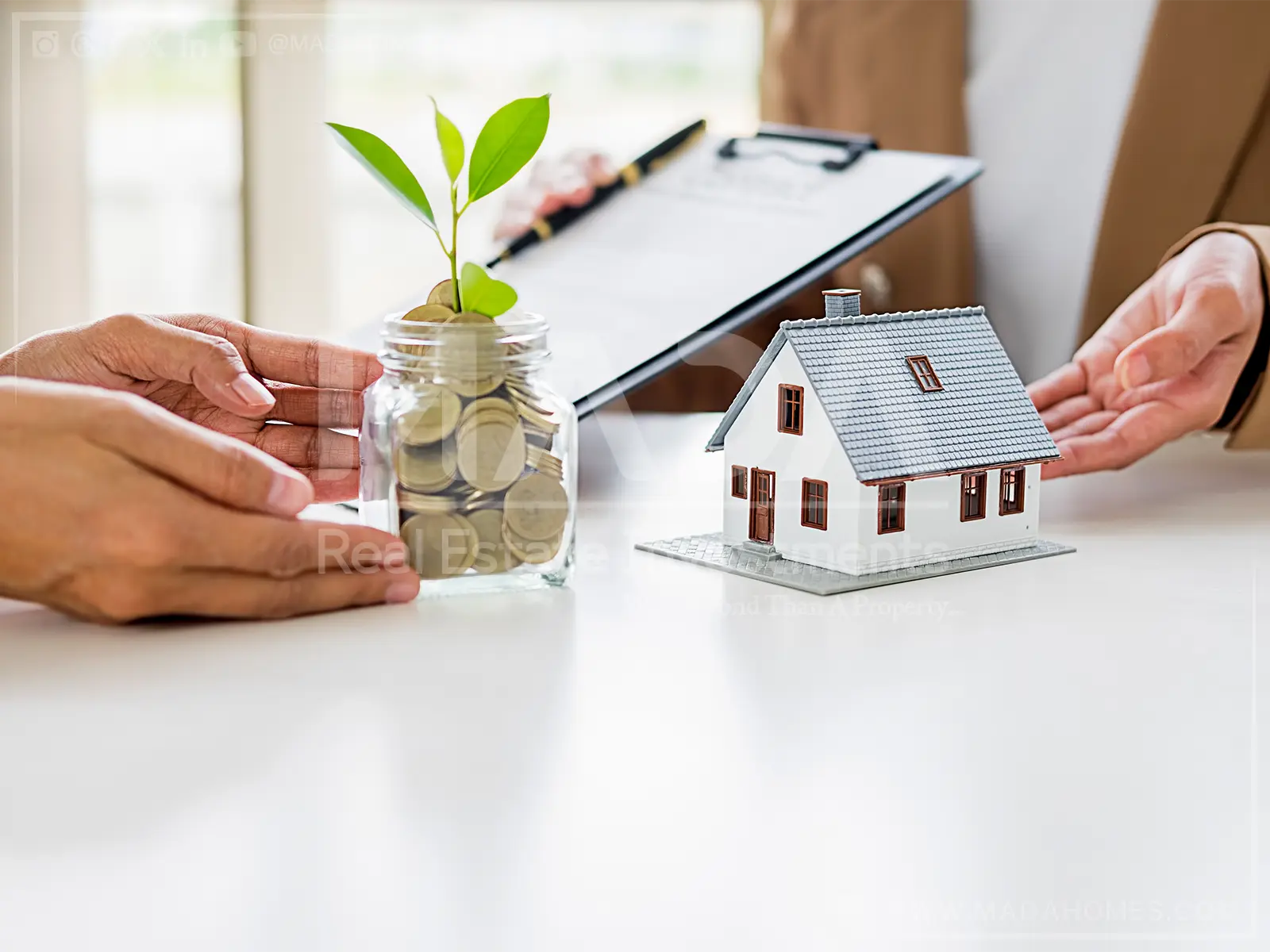 Выгодно ли вкладывать деньги в недвижимость?